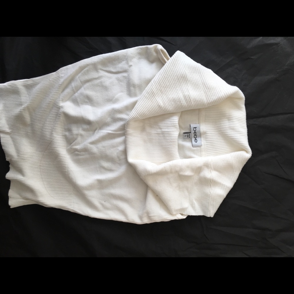 Bebe off shoulder shirt sleeve top